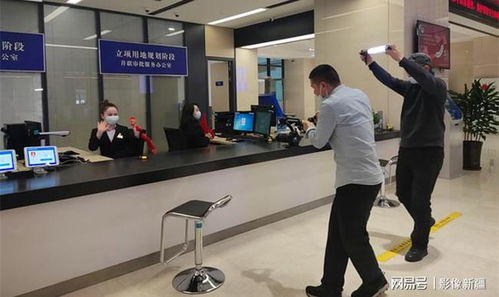 巴郎影业助力 乌鲁木齐市政务服务管理局拜年视频拍摄顺利完成