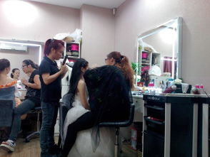 1 摄影前服务很好,预约后会有短信,电话等一系列通知与确认,...