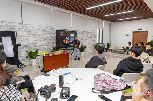 水产教授怎么破圈搞艺术 为了 千年国鱼 超模们,摄影协会学生也来蹭蹭潮课