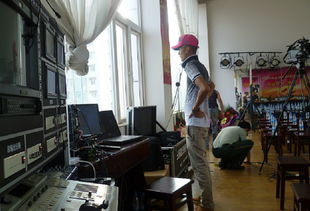 玉溪星光影视重资购进专业设备，打造玉溪首家高端影视拍摄与摄影扩印一体化服务